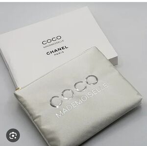 CHANEL Coco Mademoiselle White Cosmetic Bag